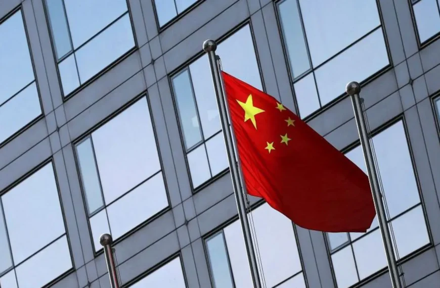 China’s Debt Surpasses 300% of GDP, Central Bank Signals Policy Flexibility