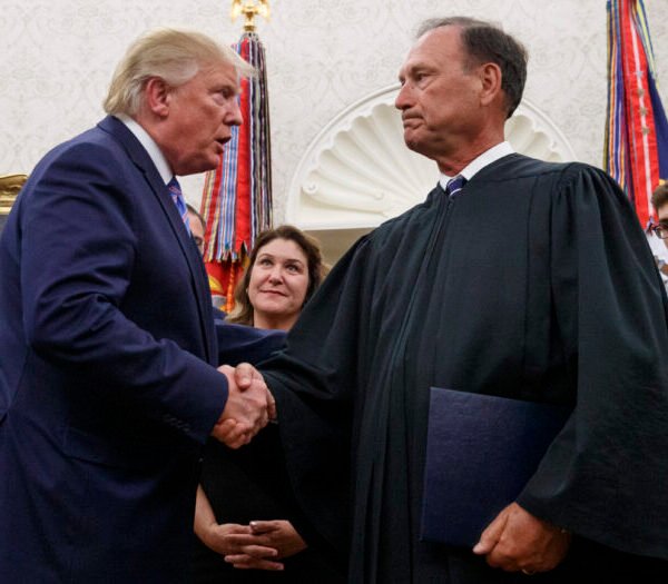 Justice Alito Slams Supreme Court for Blocking Deportation of Venezuelan Migrants