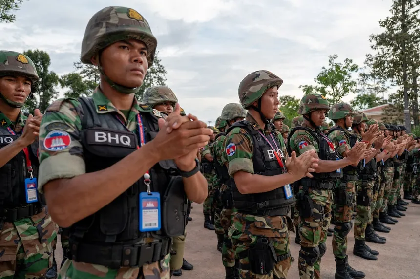 Thailand Closes Border as Armed Clashes with Cambodia Intensify