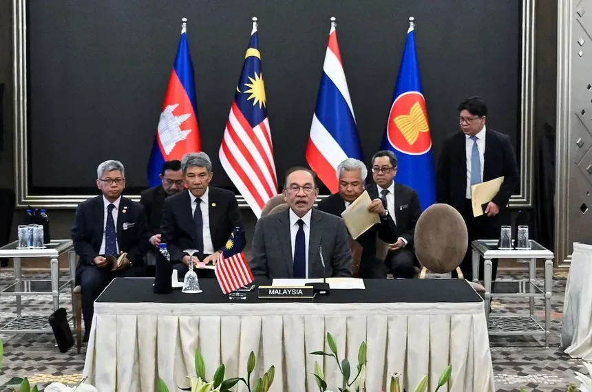 Thailand and Cambodia Agree to Peace Talks Amid Rising Border Tensions