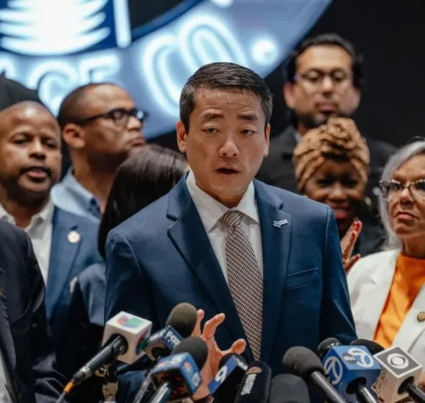 Texas Democrats Return to Capitol as Redistricting Fight Escalates with California