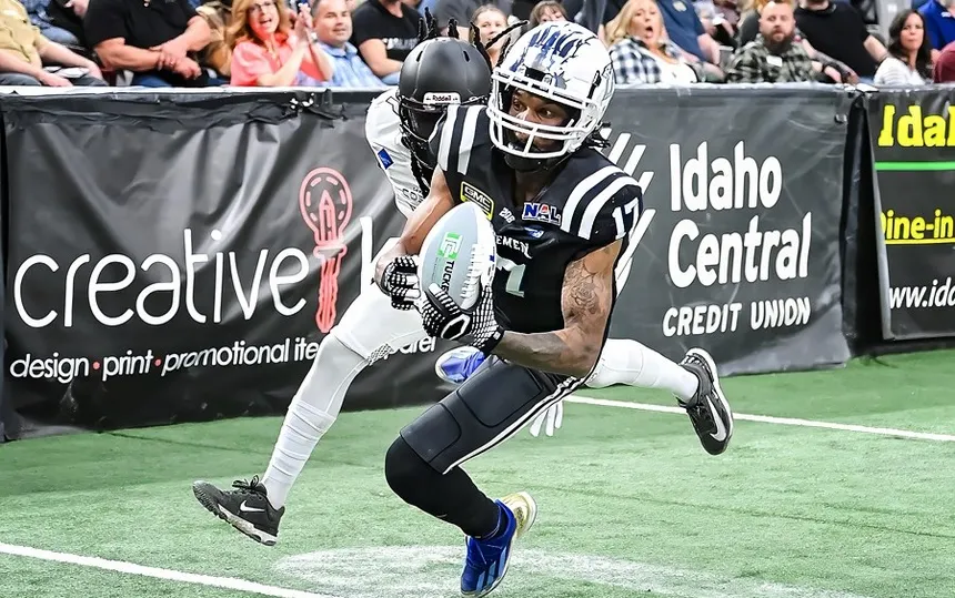 Idaho-Horsemen-arena-football-benefitting-Idaho-Humane-Society-IHS