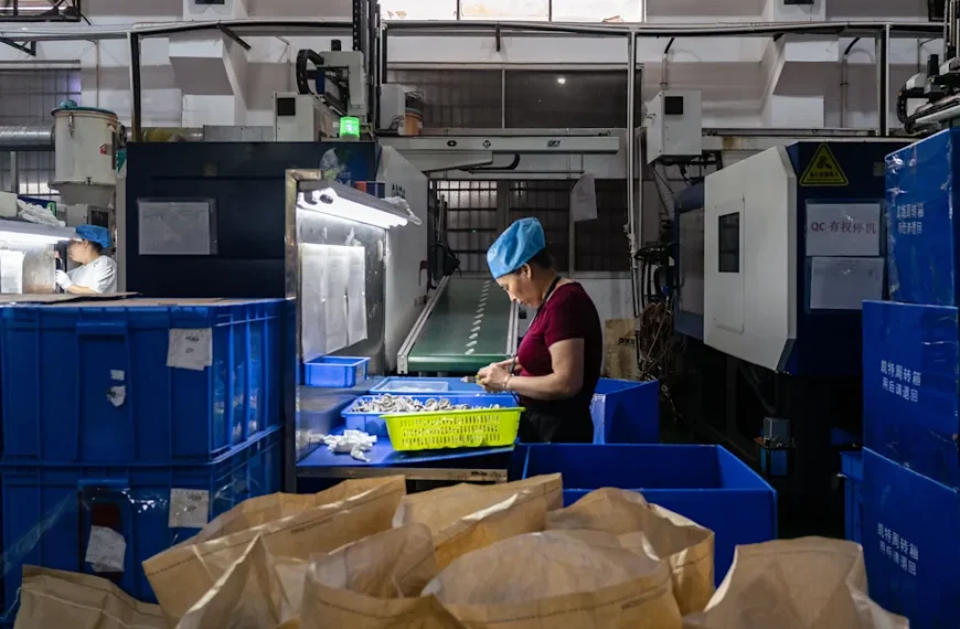 China’s Export Surge Pushes Trade Surplus Toward $1.2 Trillion Despite U.S. Tariffs