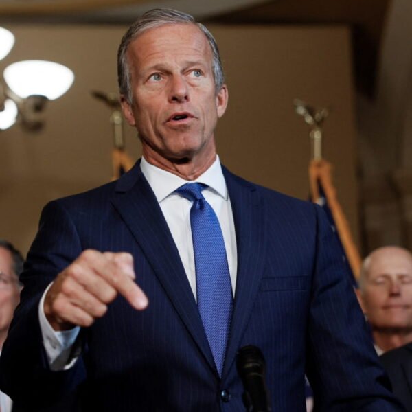 Senate Funding Bills Fail Again as Government Shutdown Extends