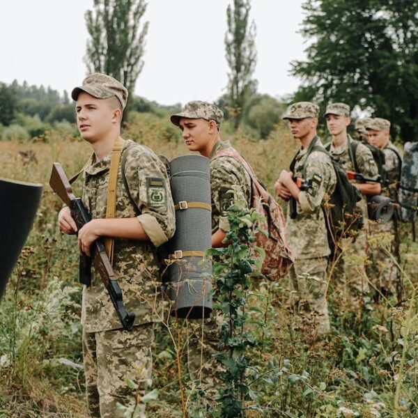 U.S. Paratroopers Deploy to Middle East Amid DHS Funding Negotiations