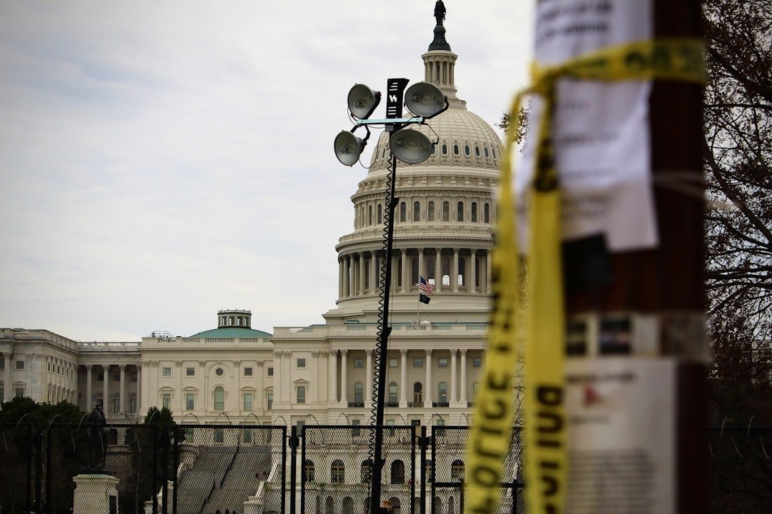 bipartisan-us-senators-want-investigation-into-far
