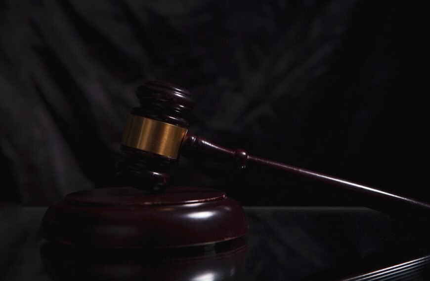 Idaho Attorney General Labrador Joins 21-State Push to Give Local Law Enforcement Authority to Counter Prison Drone Drops