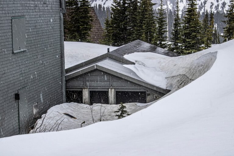 montana-snowpack-hits-record-low-levels-raising-co