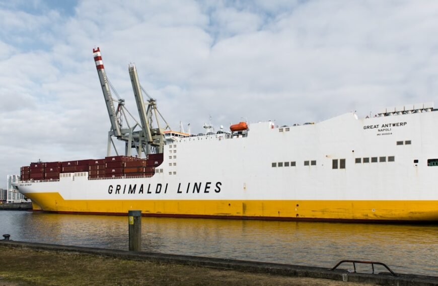 Oil prices rise to two-week high amid stalled Iran talks and limited Strait of Hormuz shipments