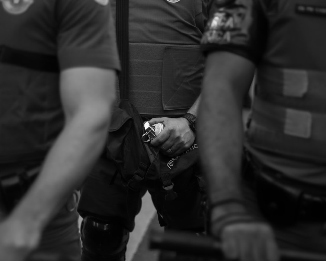 police-bodycam-captures-chaotic-moments-as-officer