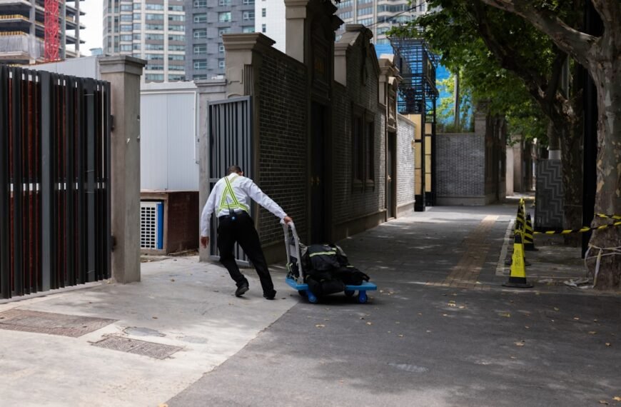 U.S. plan to end war seeks removal of Iran’s enriched uranium, officials say