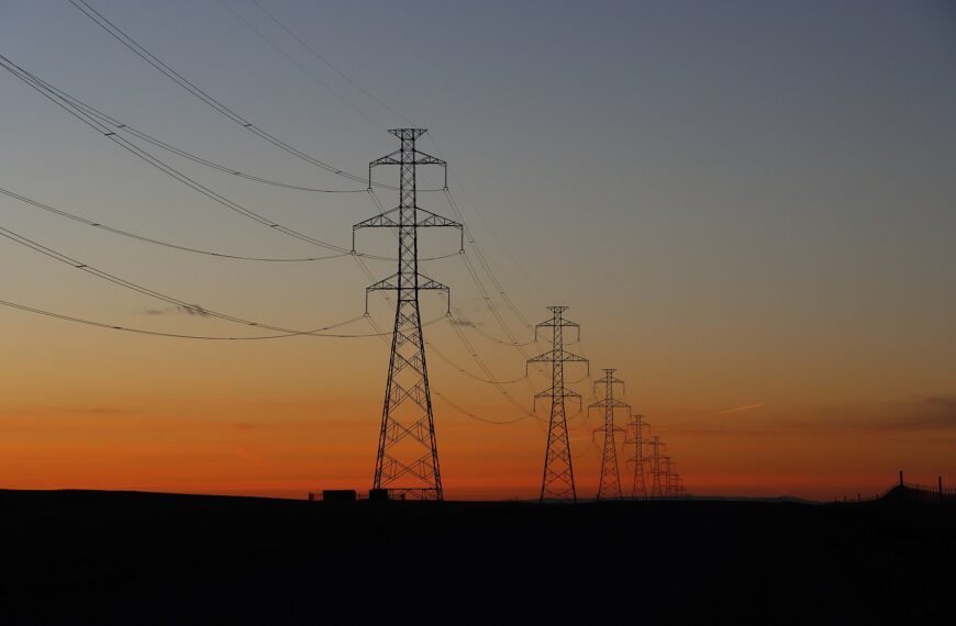 Power transmission lines