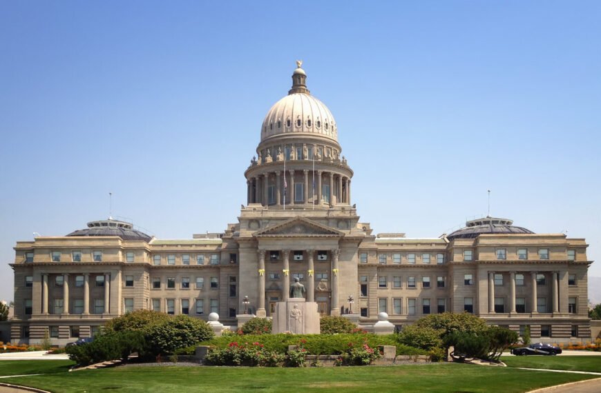 Utah Senators Push Back After Pentagon Drops LDS Church from Christian Chaplain List