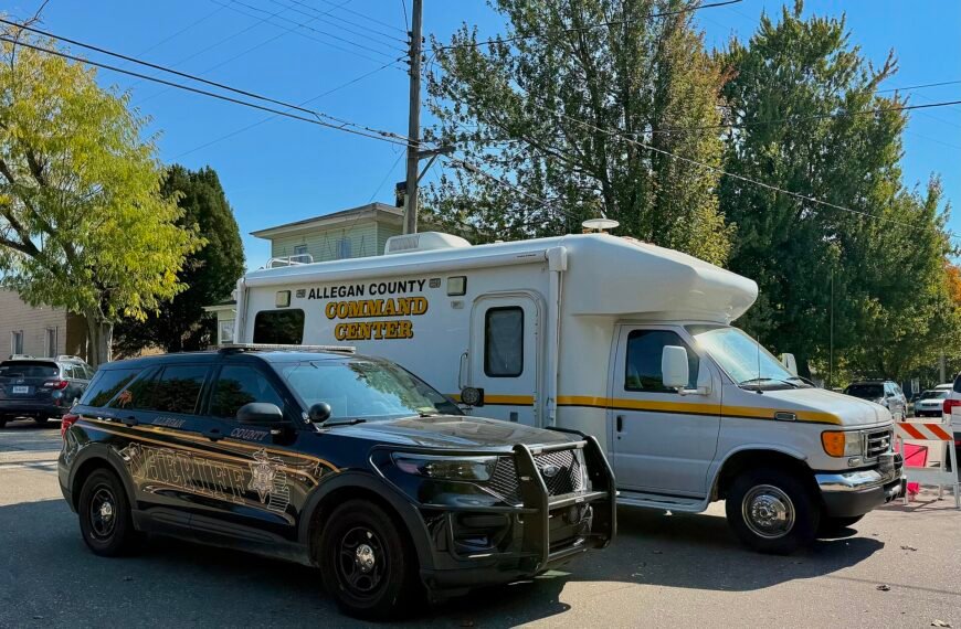 Sheriff patrol vehicle